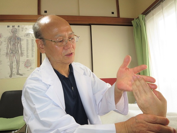 脳梗塞の後遺症で動かない手と足は本当は悪くないのですよ ブログ 東京で脳梗塞などの後遺症 リハビリでお悩みなら戸田気功整体院